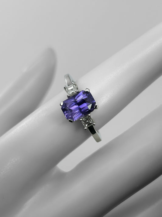 Sortija Zafiro Violeta 2,77 Quilates