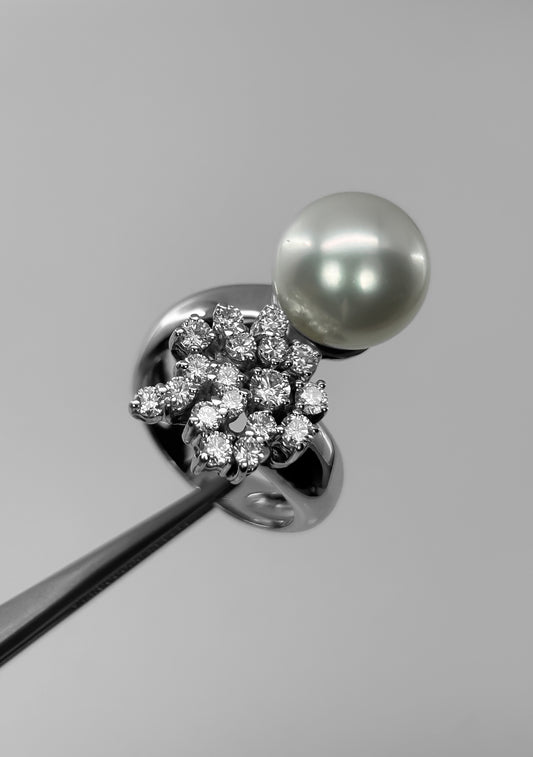 Sortija Perla Australiana y Diamantes