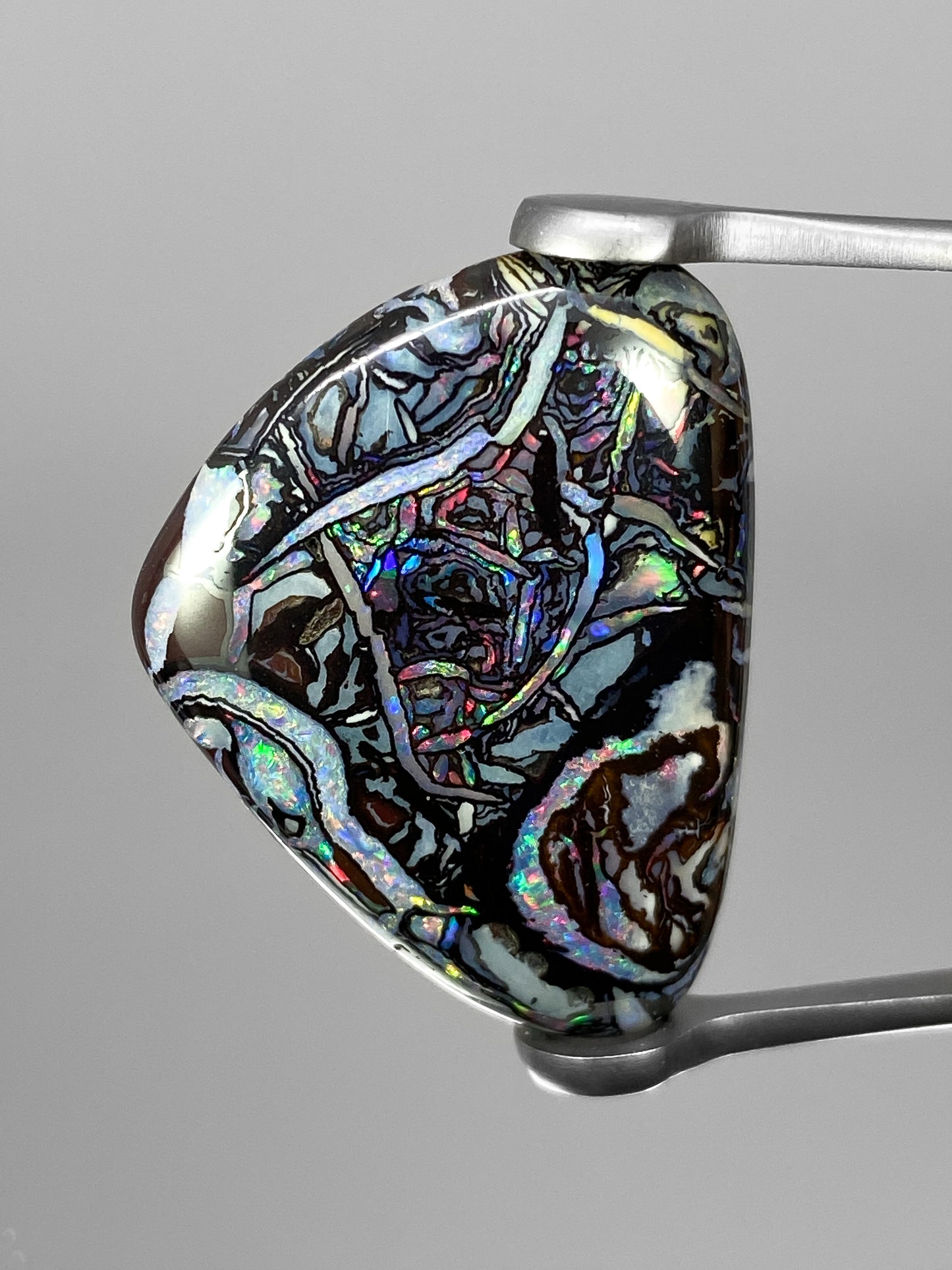 Ópalo Boulder Koroit 28,71 Quilates