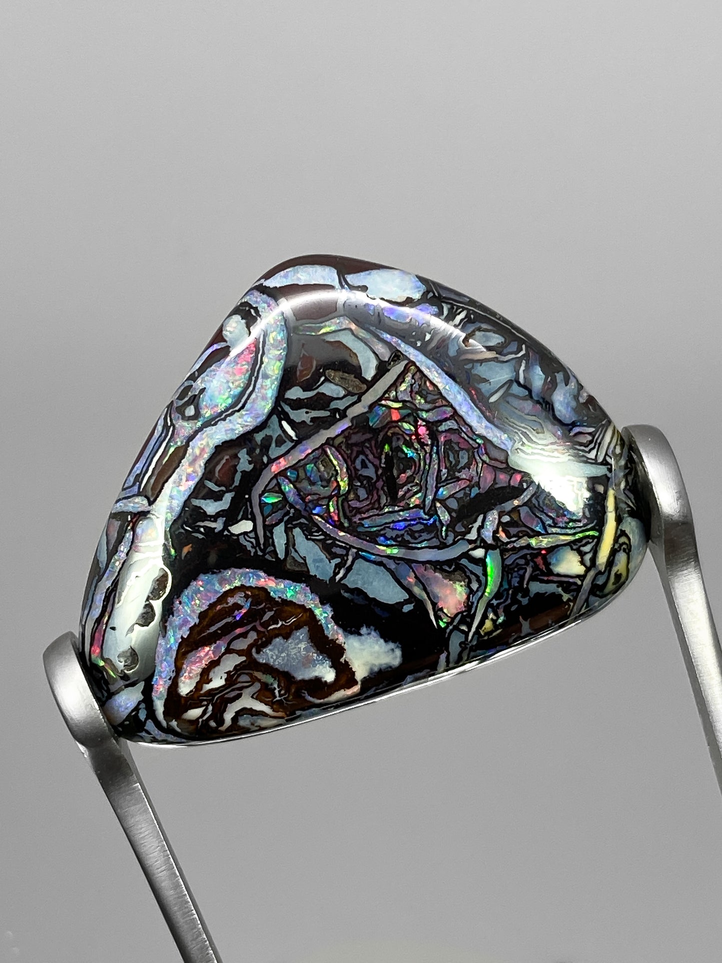 Ópalo Boulder Koroit 28,71 Quilates