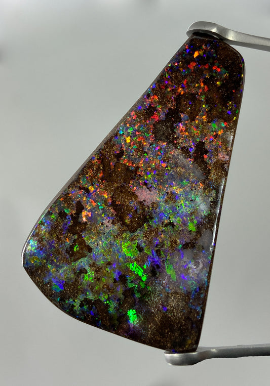 Ópalo Boulder Australiano 66,73 Quilates