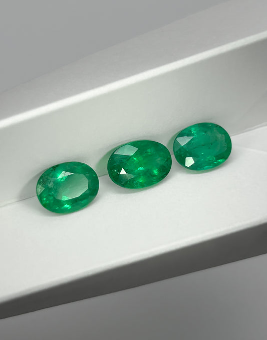 Trío Esmeraldas 2,98 y 4,86 quilates (pareja)
